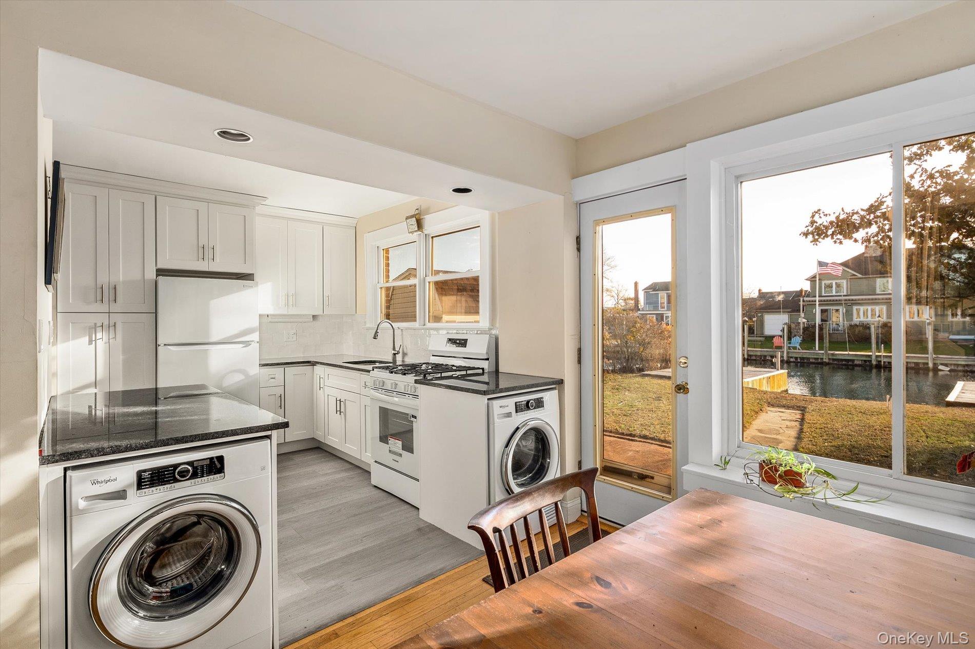 #12 photo, 68 Stuart Avenue, Amityville , NY 11701