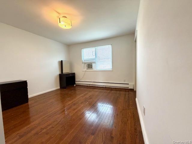 #13 photo, 216-11 73, Bayside , NY 11364