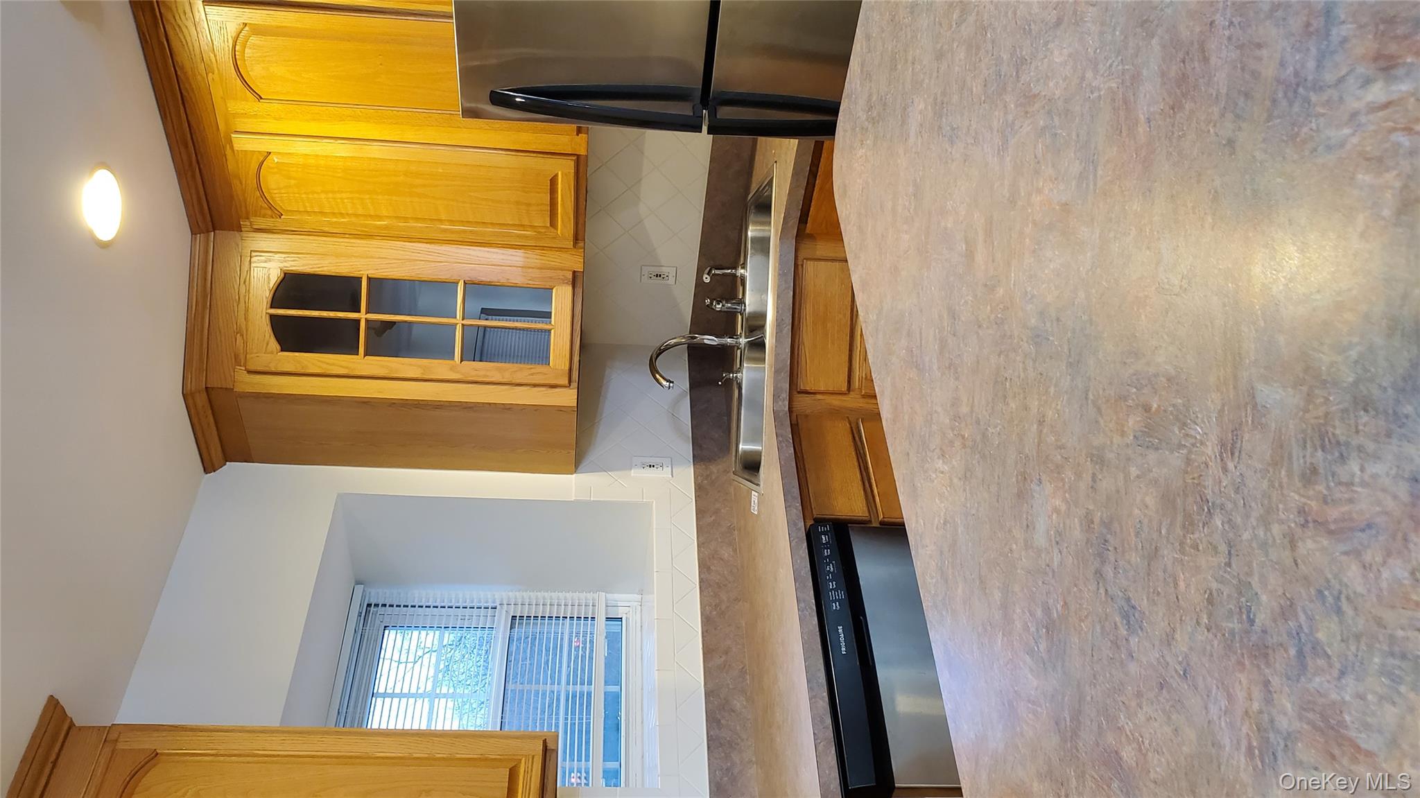 #2 photo, 101 Sylvan Avenue, 東長島 Miller Place , NY 11764