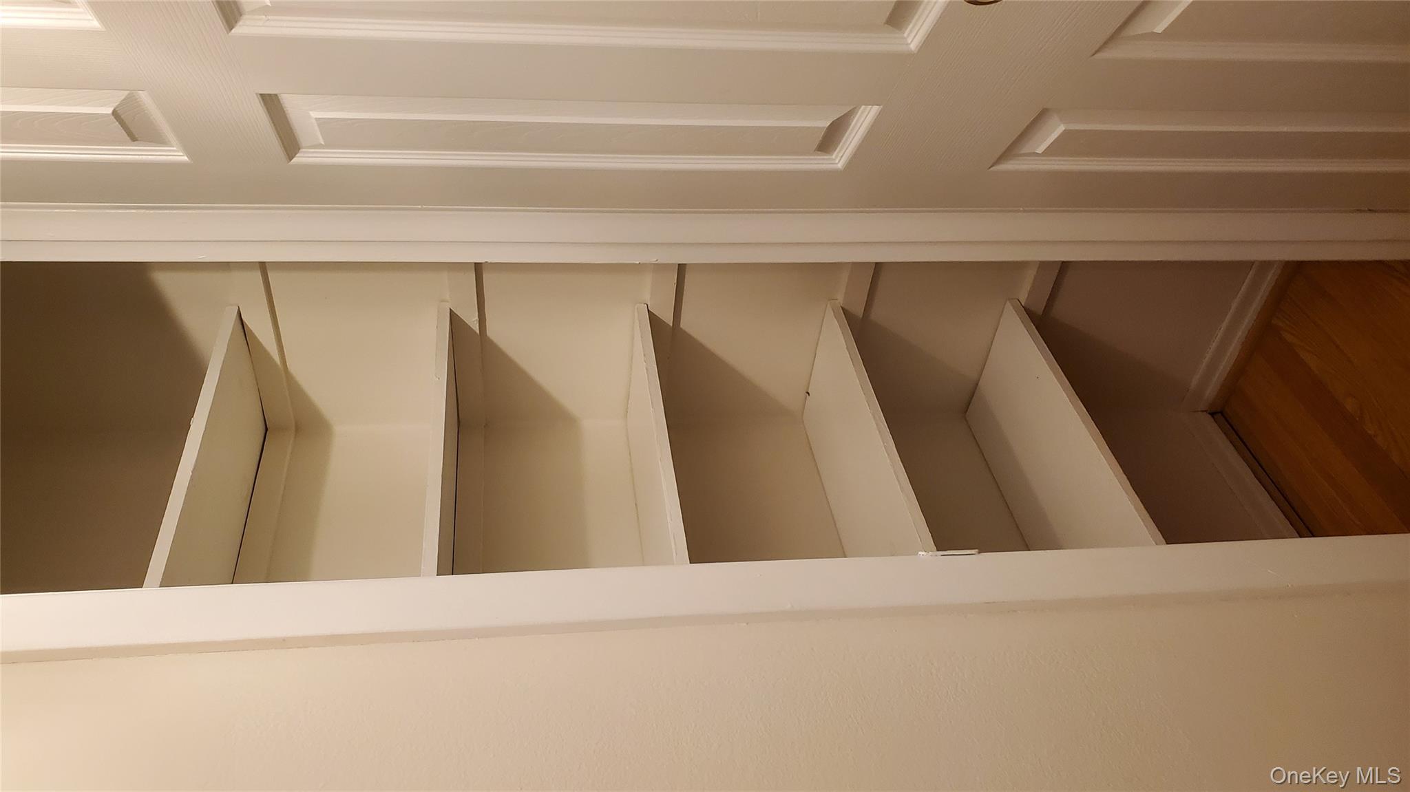 #6 photo, 101 Sylvan Avenue, 東長島 Miller Place , NY 11764