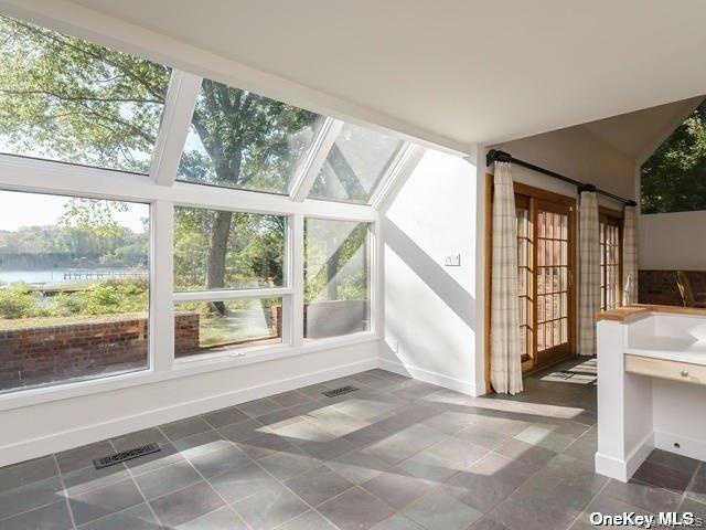 #13 photo, 1 Pine Point, 東長島 Lloyd Harbor , NY 11743