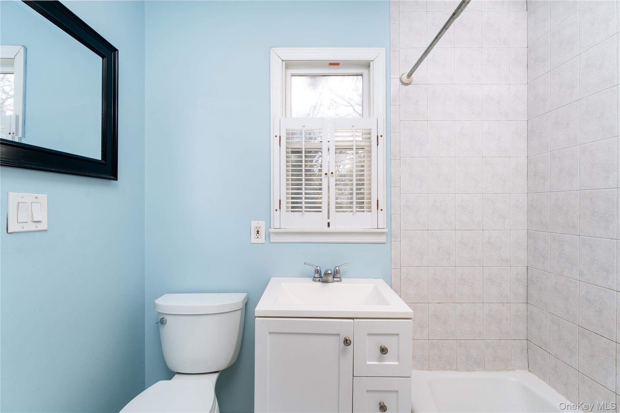 #16 photo, 306 Liberty Avenue, Port Jefferson , NY 11777