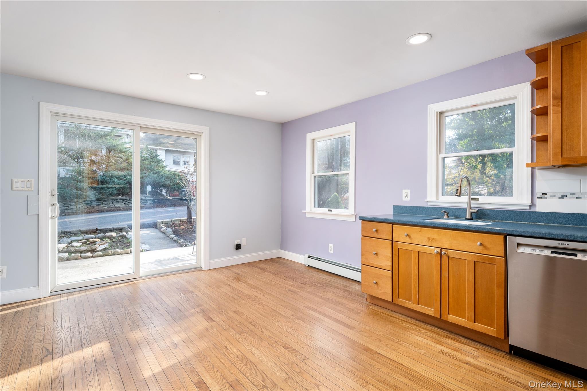 #7 photo, 306 Liberty Avenue, Port Jefferson , NY 11777