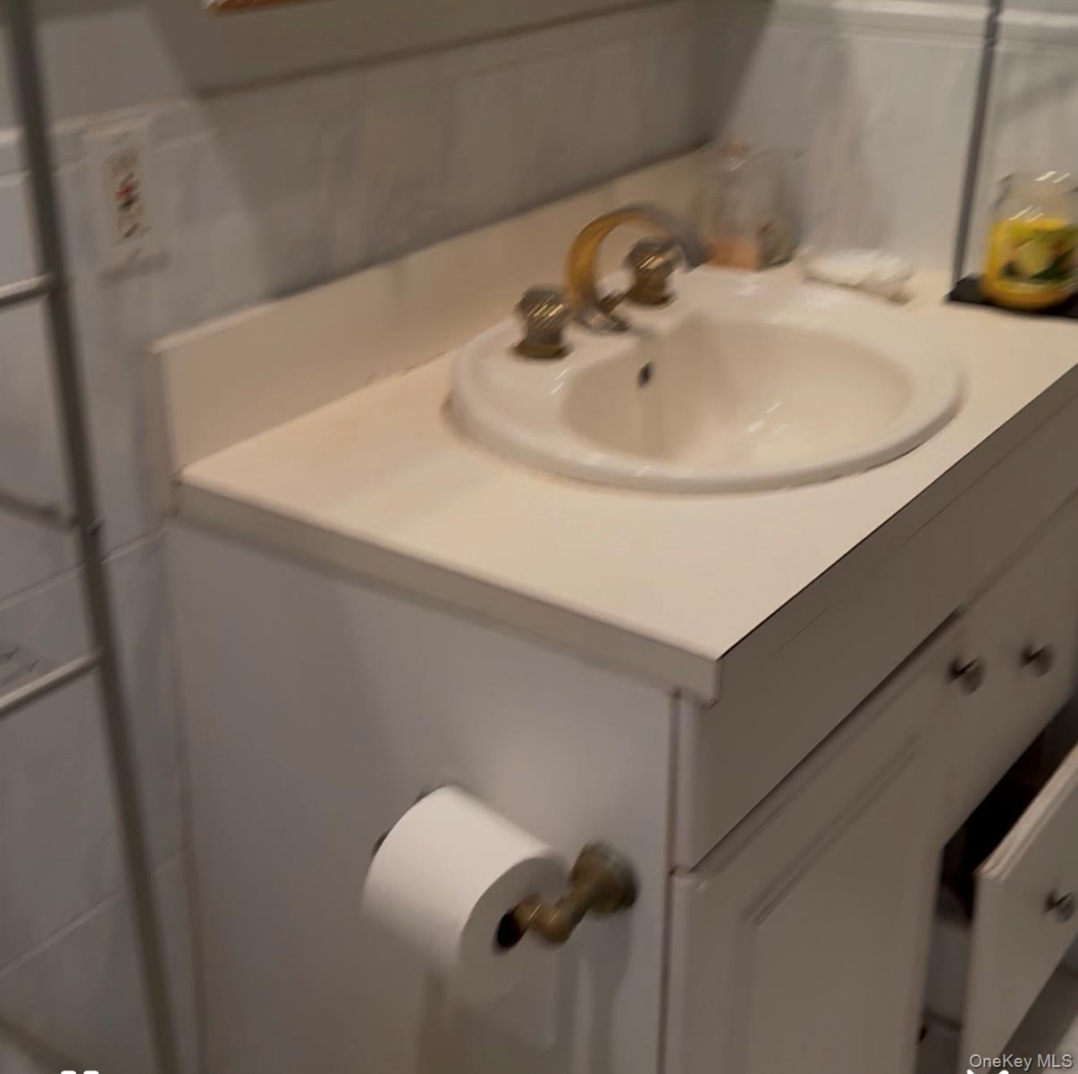 #5 photo, 40 East Cherry, Central Islip , NY 11722