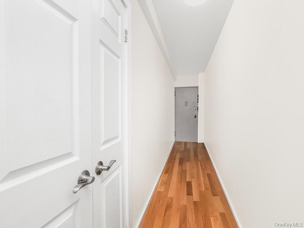 #4 photo, 829 Adee Avenue, Bronx , NY 10467