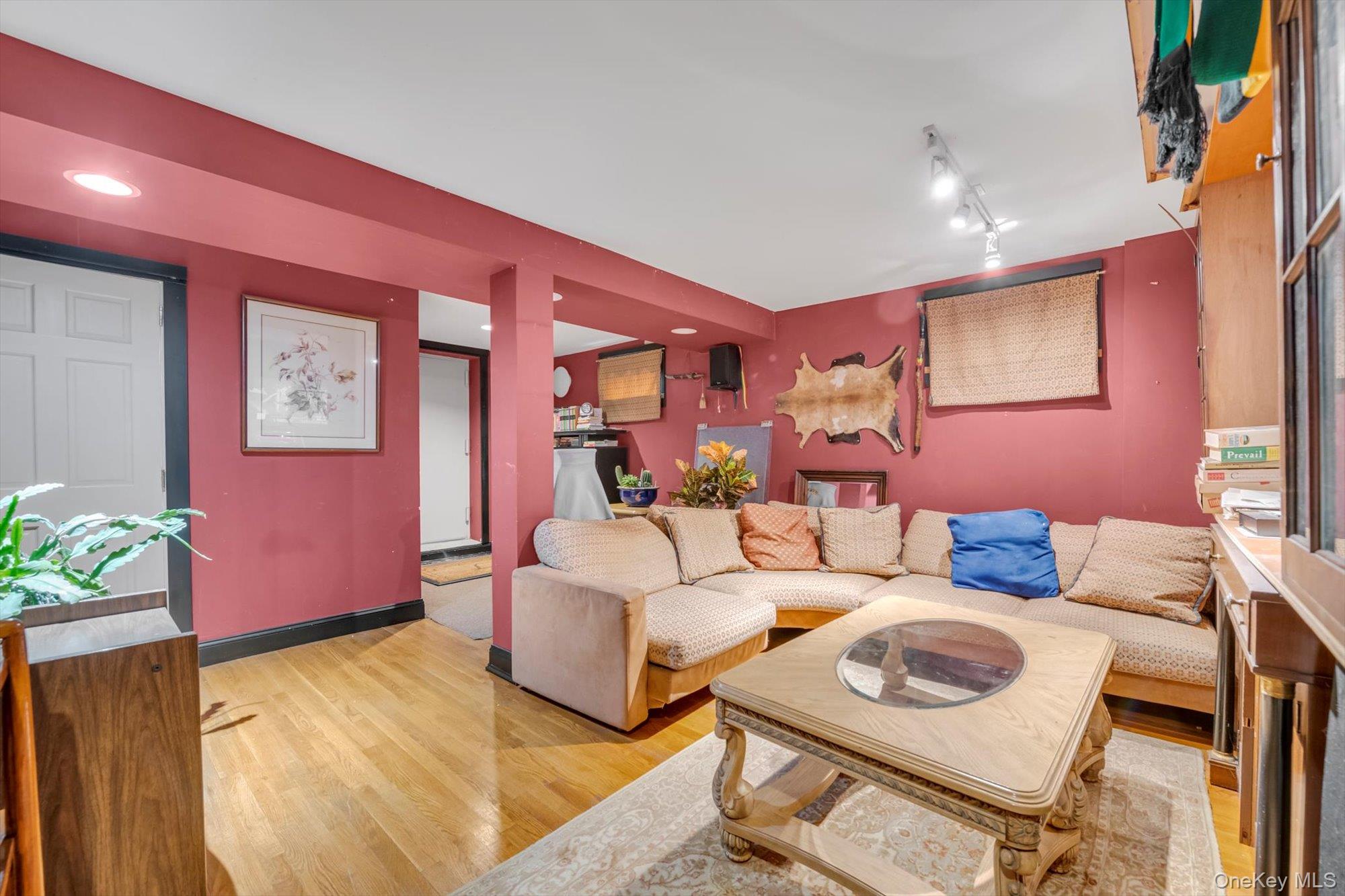 #12 photo, 4005 Grace Avenue, Bronx , NY 10466