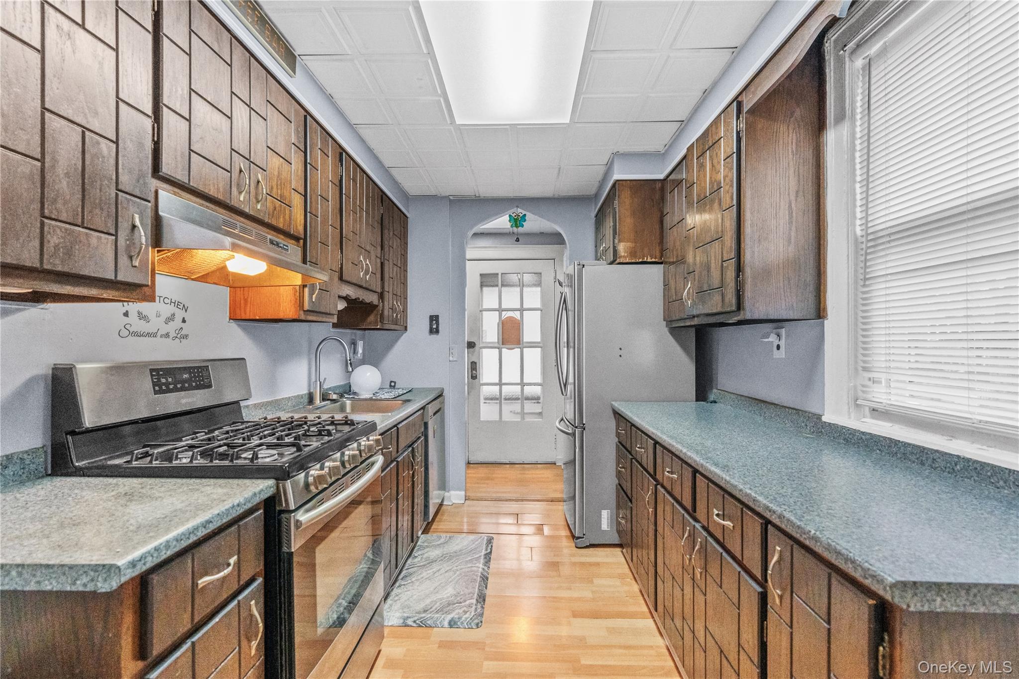 #3 photo, 240 N Fulton Avenue, Mount Vernon , NY 10552