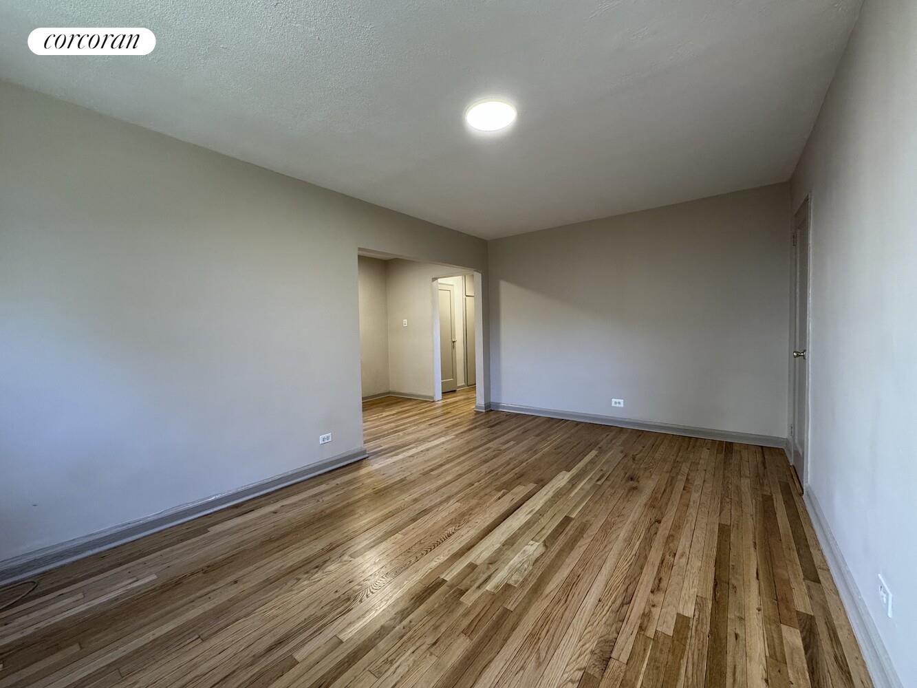 #9 photo, Kew Gardens Hills, Kew Gardens Hills , NY 11367