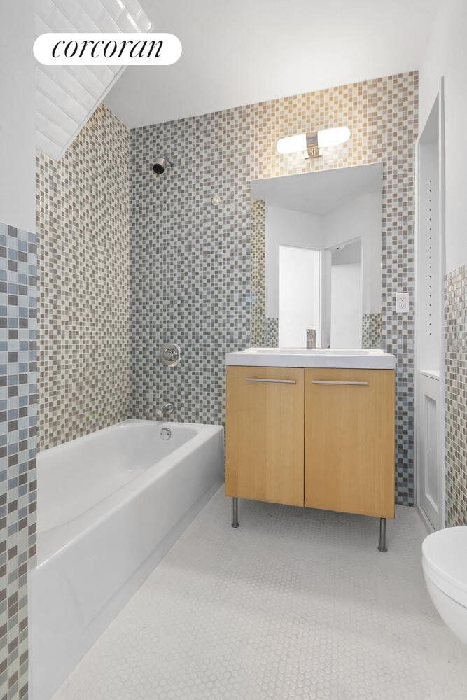 #7 photo, Brooklyn, Carroll Gardens , NY 11231