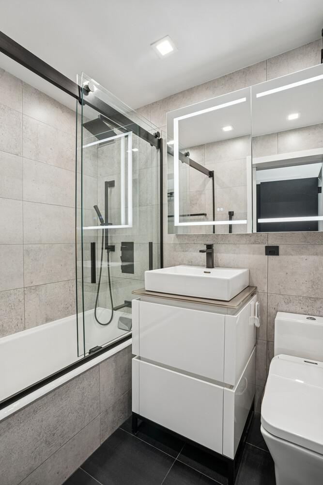 #13 photo, New York City, Lenox Hill , NY 10065