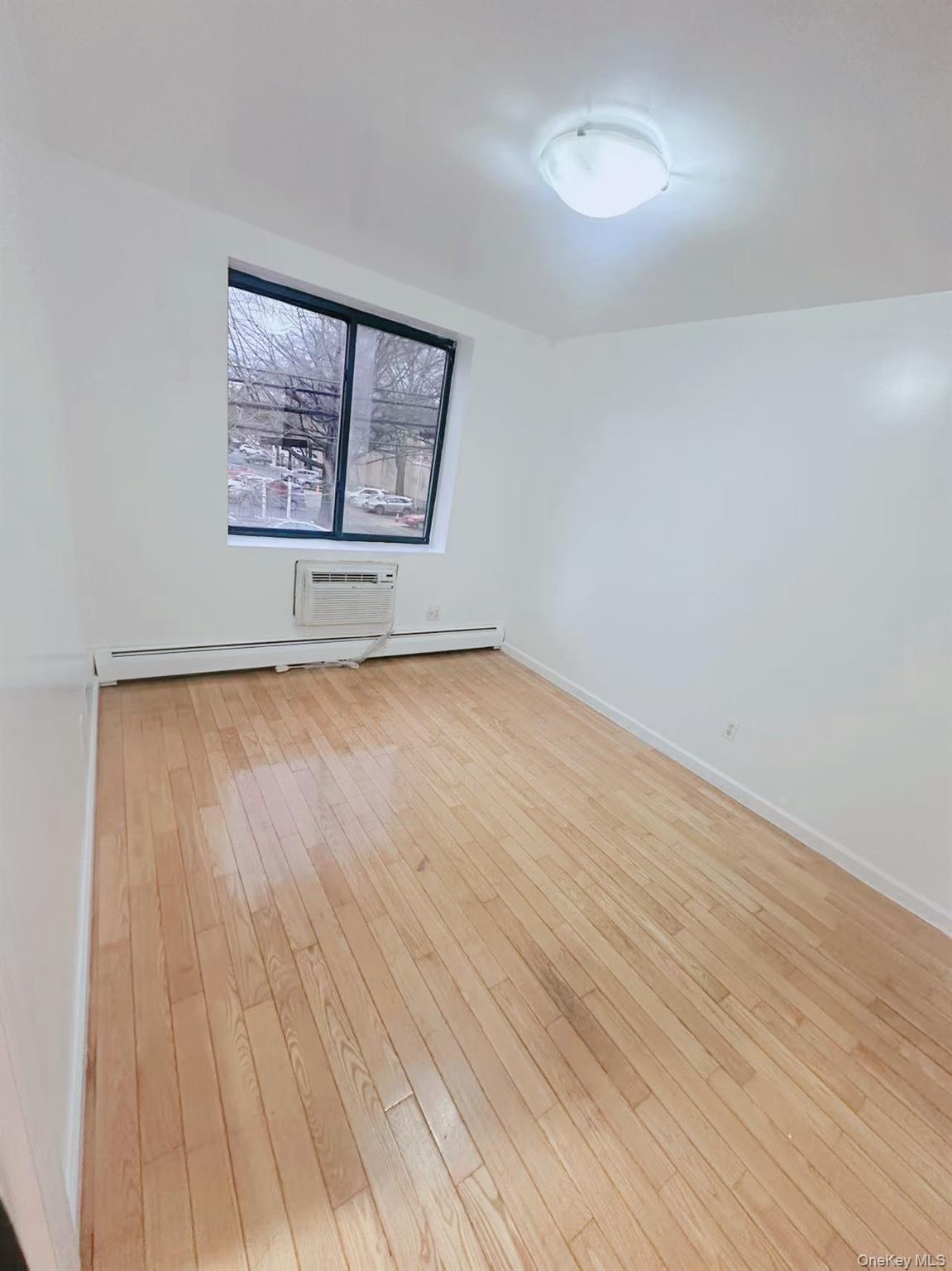 #2 photo, 136-16 35 Avenue, 皇后区 Flushing , NY 11354