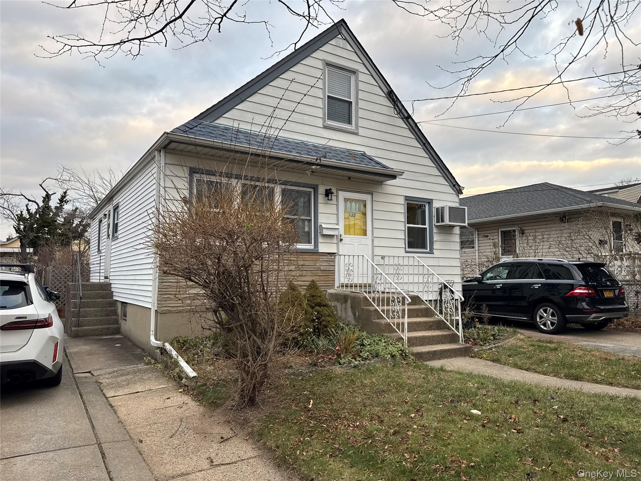 #2 photo, 135 Casper Street, Valley Stream , NY 11580