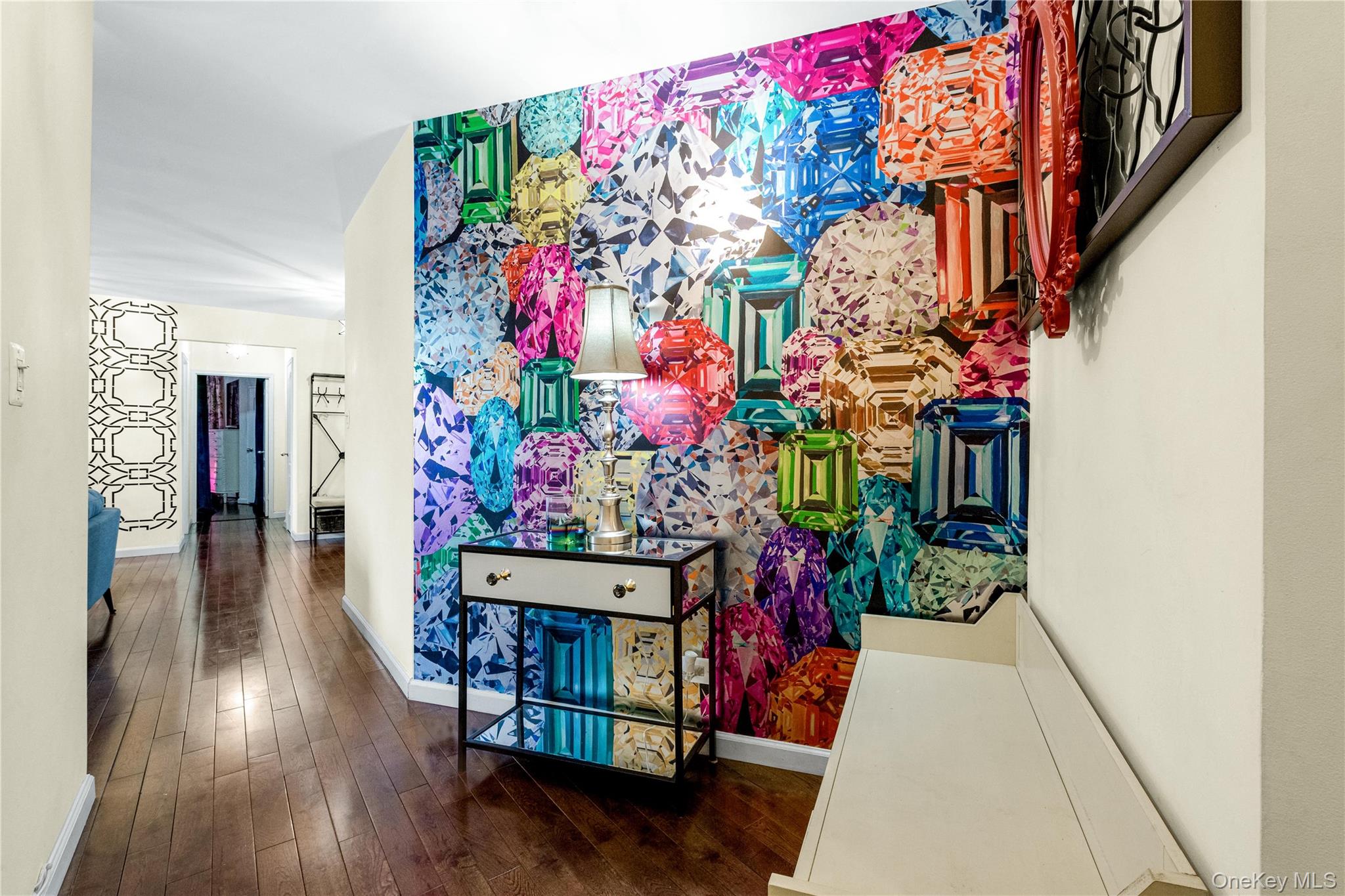 #6 photo, 74-45 Yellowstone Boulevard, קווינס Rego Park , NY 11374