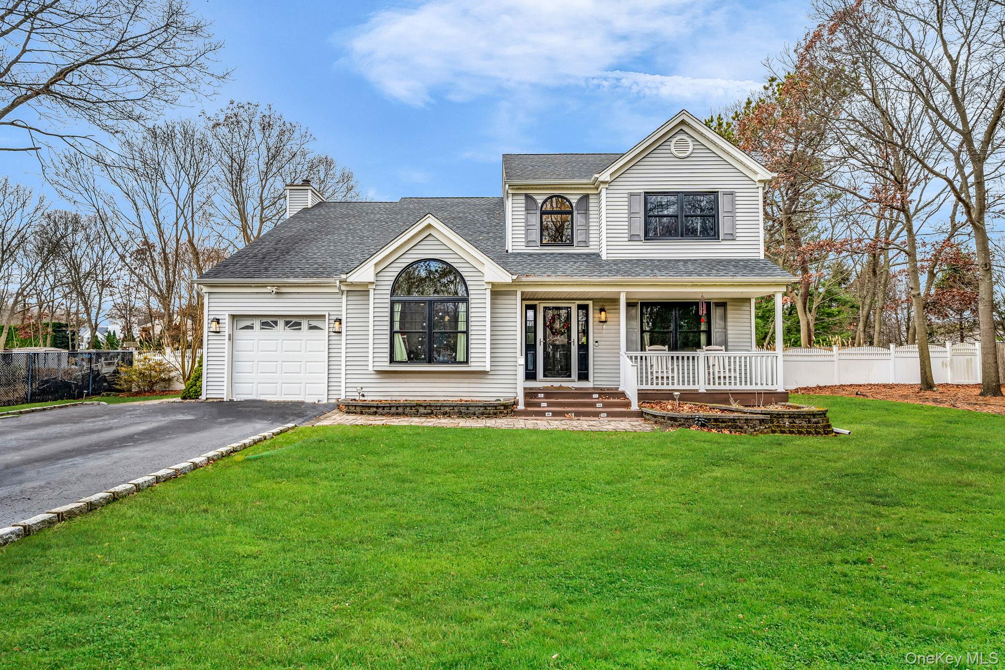 #1 photo, 124 Spence Avenue, Holtsville , NY 11742