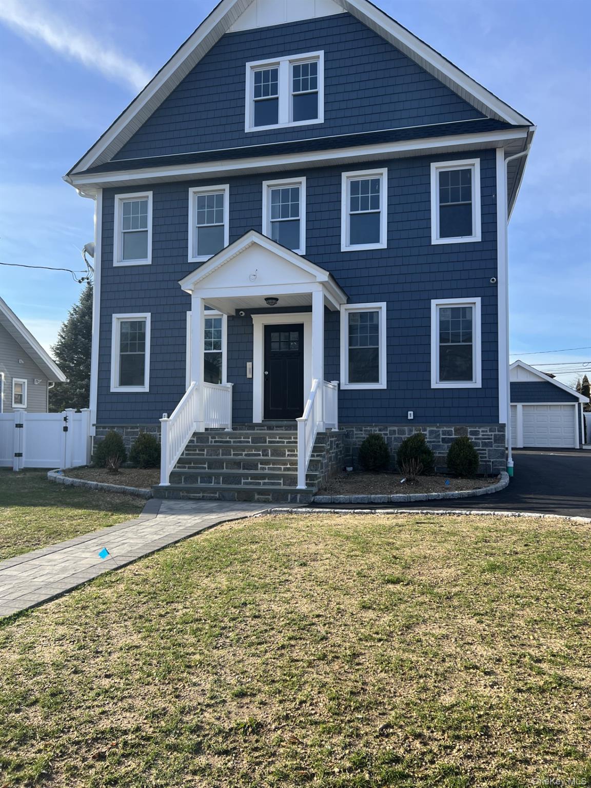 #1 photo, 70 Peterson Place, Lynbrook , NY 11563