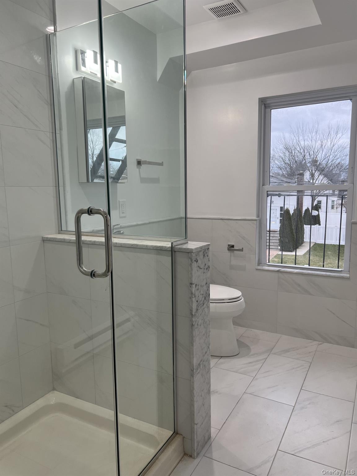 #6 photo, 70 Peterson Place, Lynbrook , NY 11563