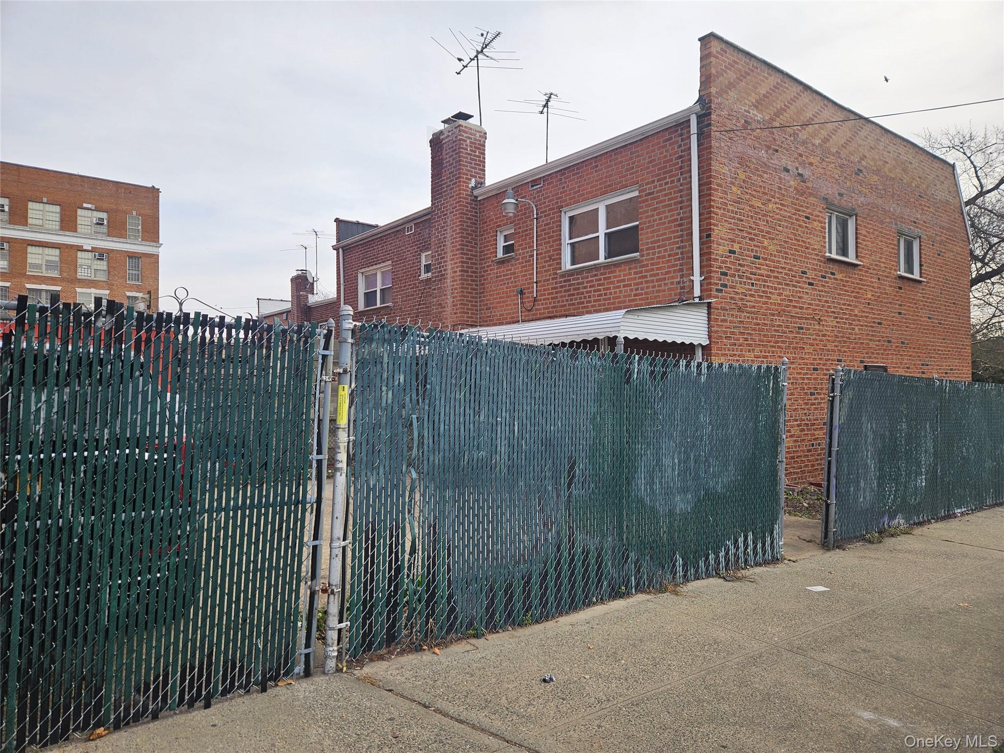 #1 photo, 699 Conduit Boulevard, Brooklyn , NY 11208
