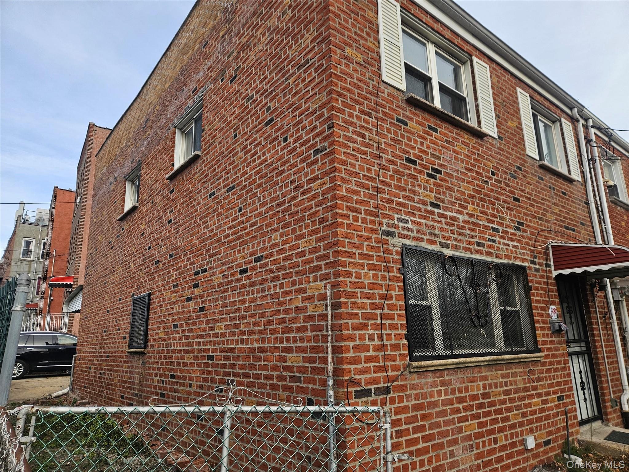 #4 photo, 699 Conduit Boulevard, Brooklyn , NY 11208