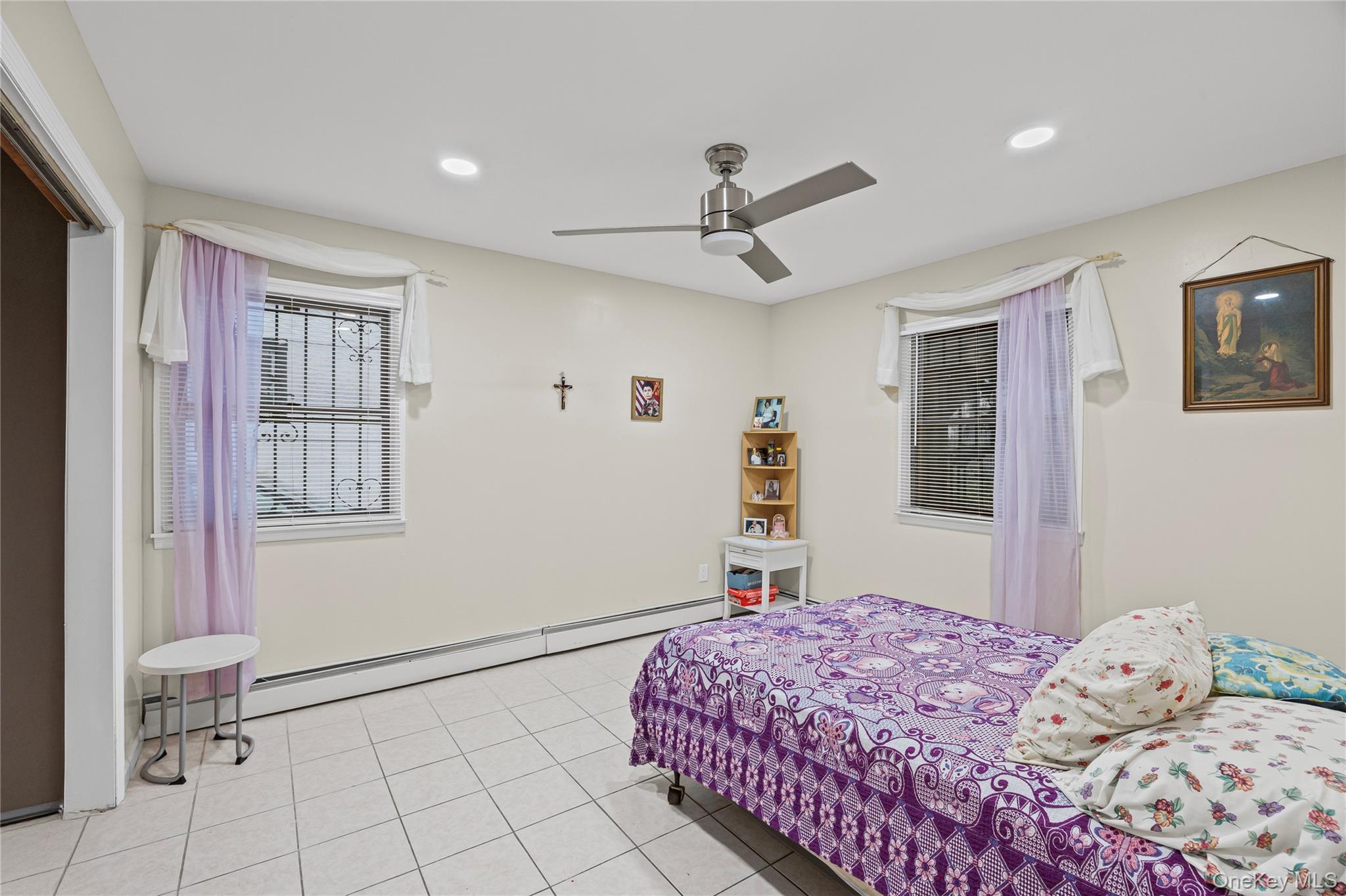 #15 photo, 79 Union Place, Hempstead , NY 11550