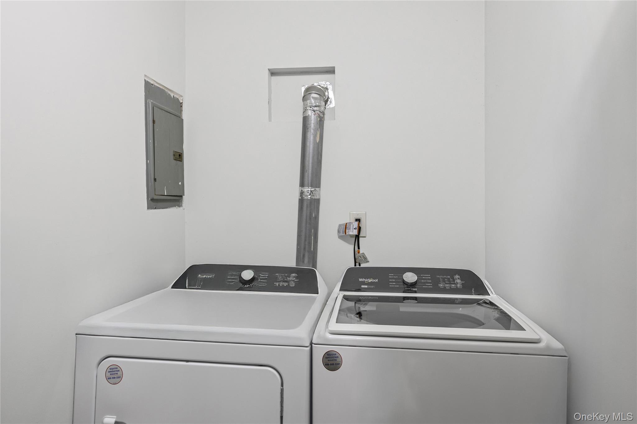 #18 photo, 79 Union Place, Hempstead , NY 11550