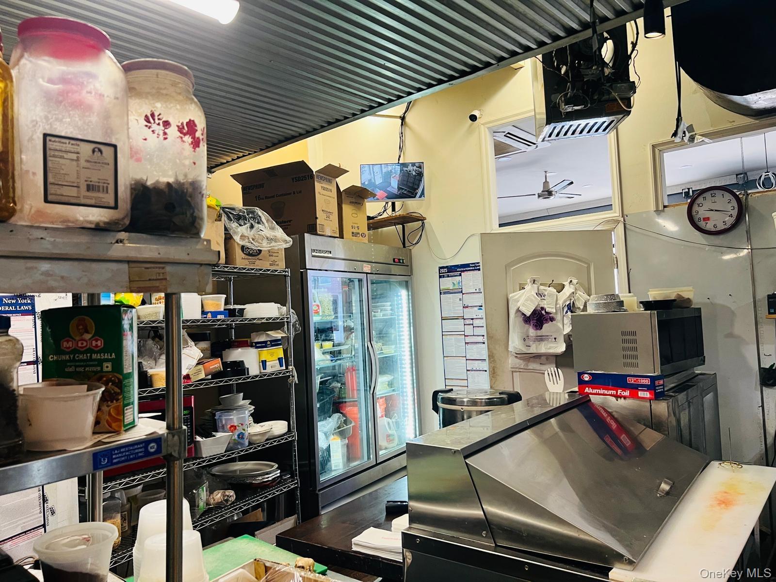 #12 photo, 318 W 231 Street, Bronx , NY 10463