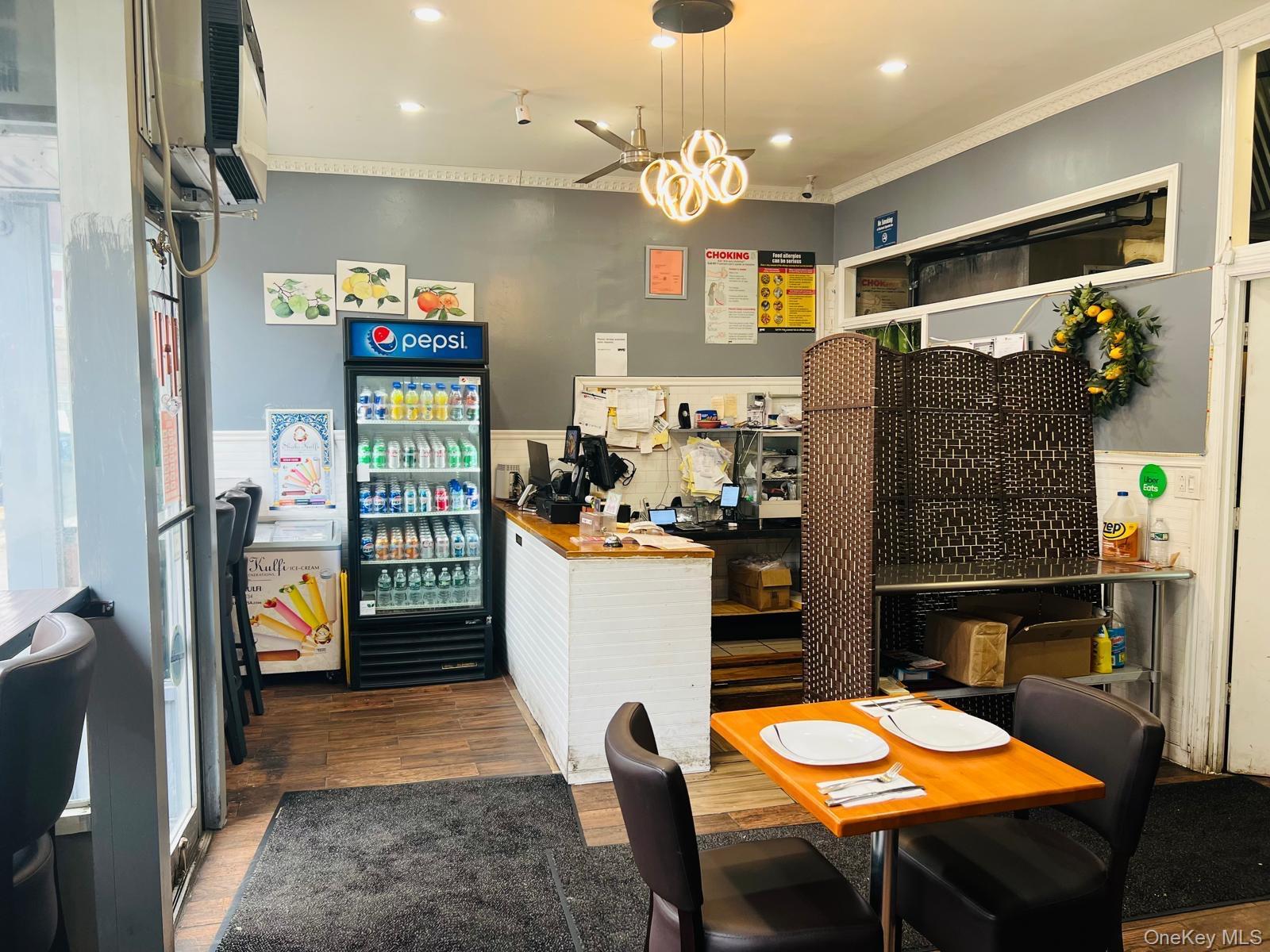 #7 photo, 318 W 231 Street, Bronx , NY 10463