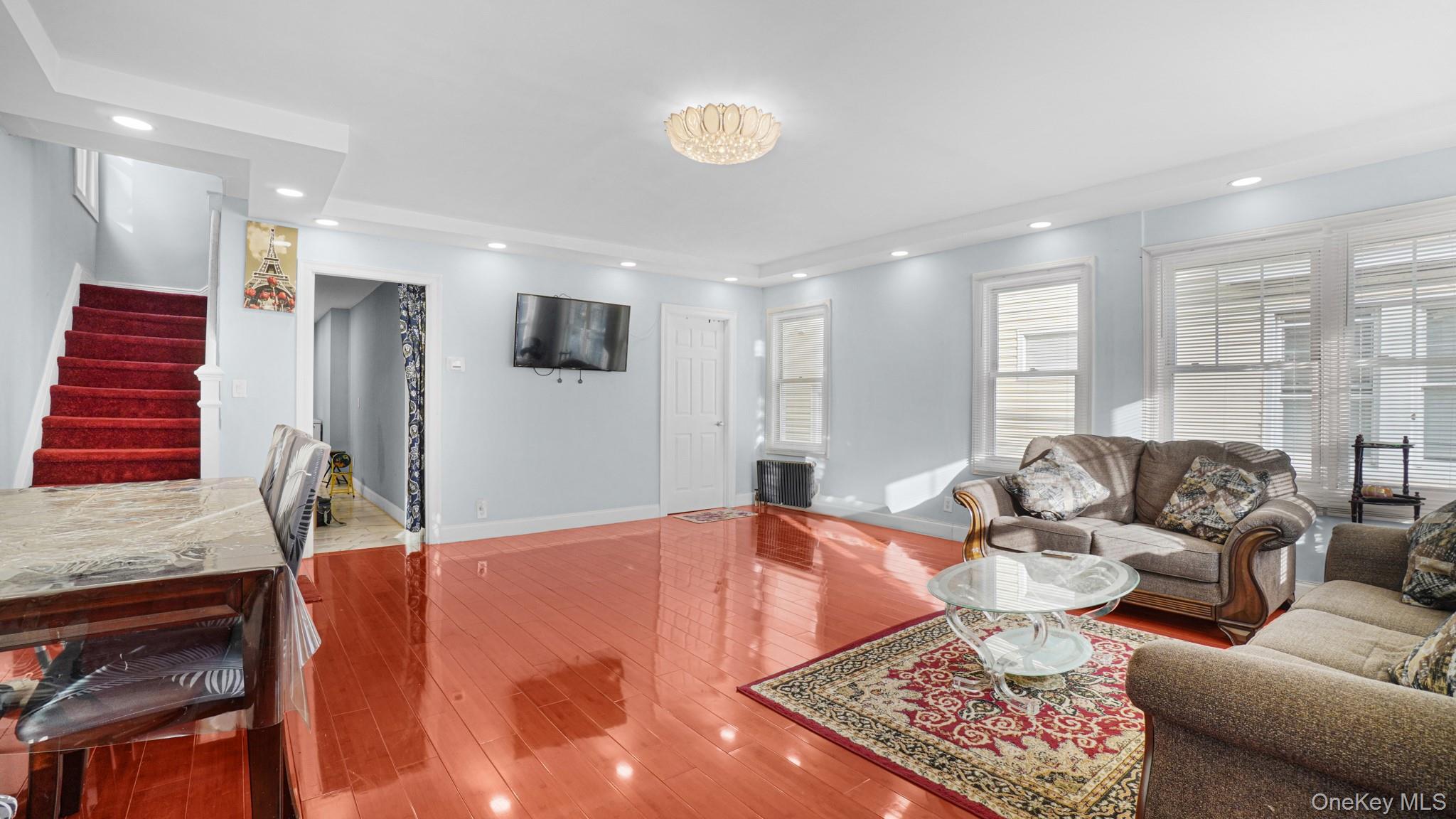 #4 photo, 242-27 88 Drive, Bellerose , NY 11426