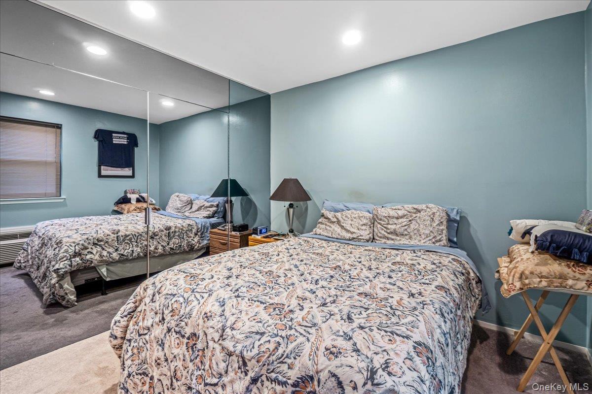 #10 photo, 1329 Broadway, Hewlett , NY 11557