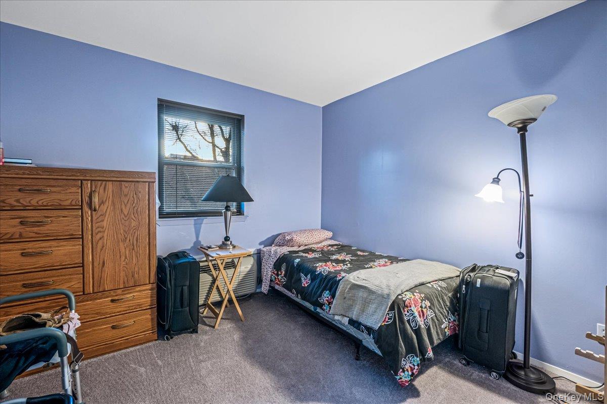 #11 photo, 1329 Broadway, Hewlett , NY 11557