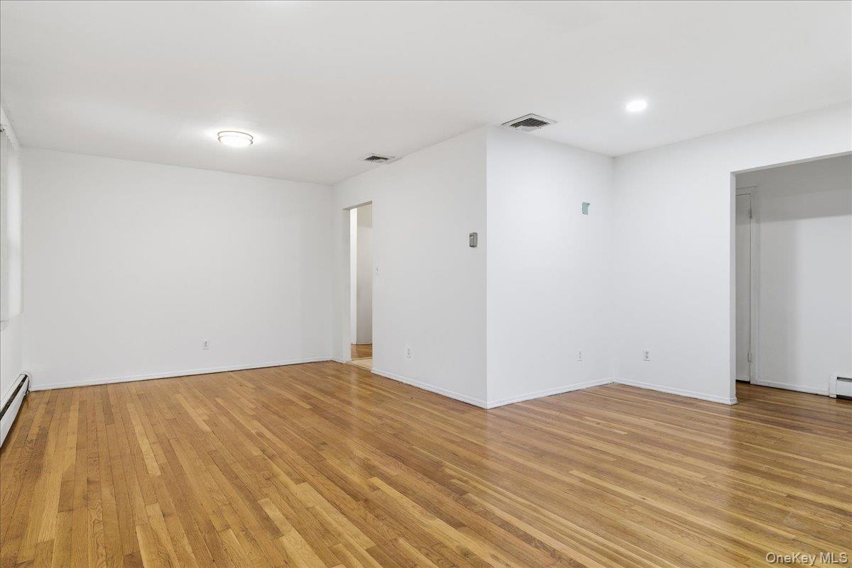 #10 photo, 41 Meade Avenue, Bethpage , NY 11714