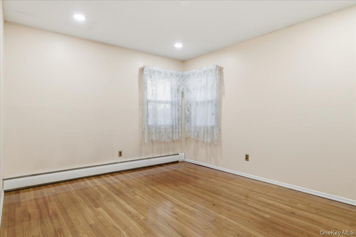 #16 photo, 41 Meade Avenue, Bethpage , NY 11714