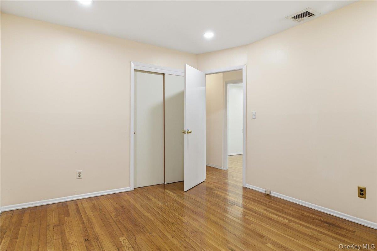 #17 photo, 41 Meade Avenue, Bethpage , NY 11714