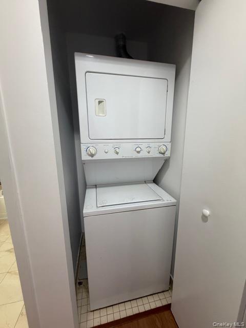 #11 photo, 4026 College Point Boulevard, Flushing , NY 11354