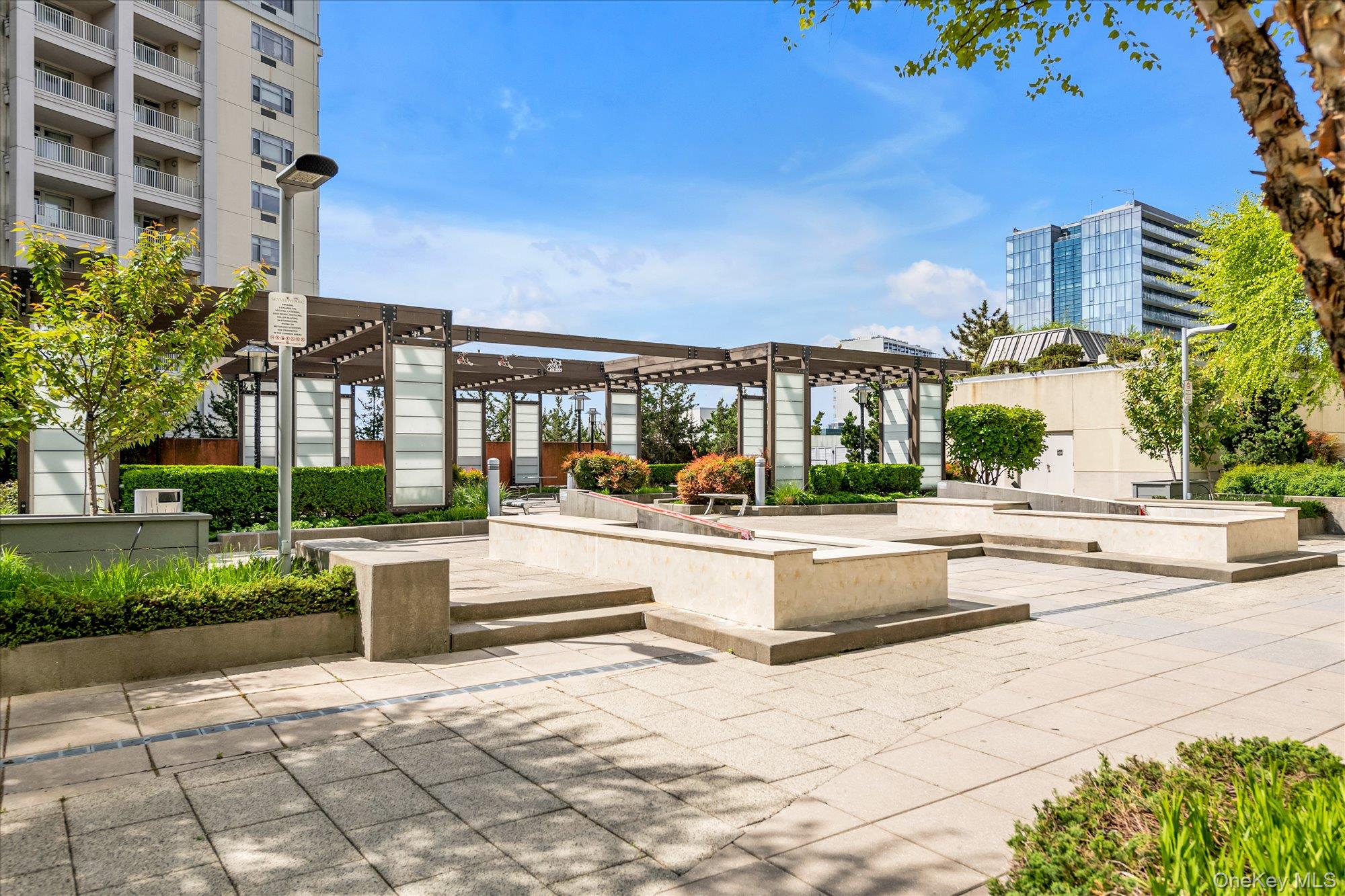 #19 photo, 4026 College Point Boulevard, Flushing , NY 11354