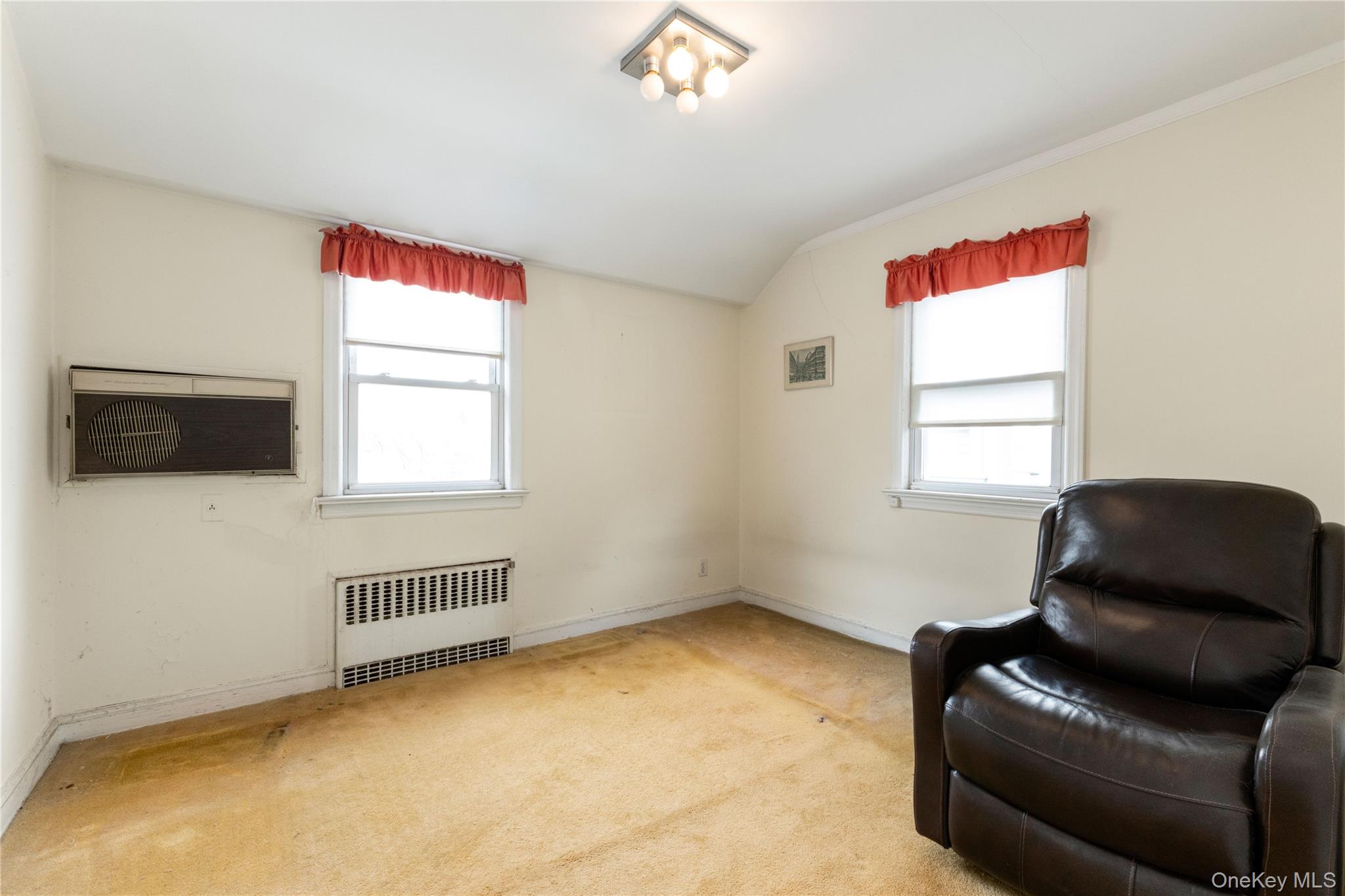 #11 photo, 18547 80th Road, 뉴욕퀸즈 Jamaica Estates , NY 11432