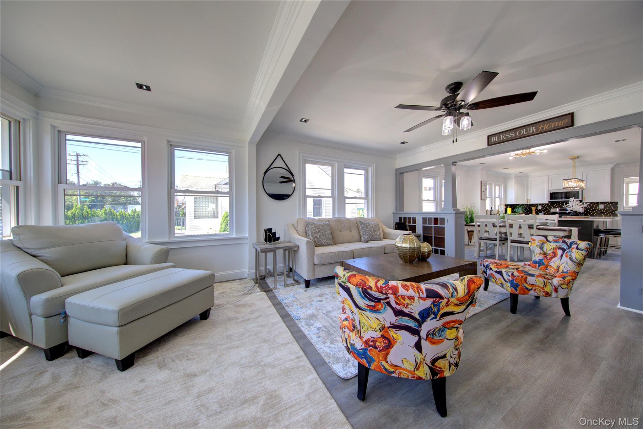 #3 photo, 16 Roosevelt Avenue, Hicksville , NY 11801