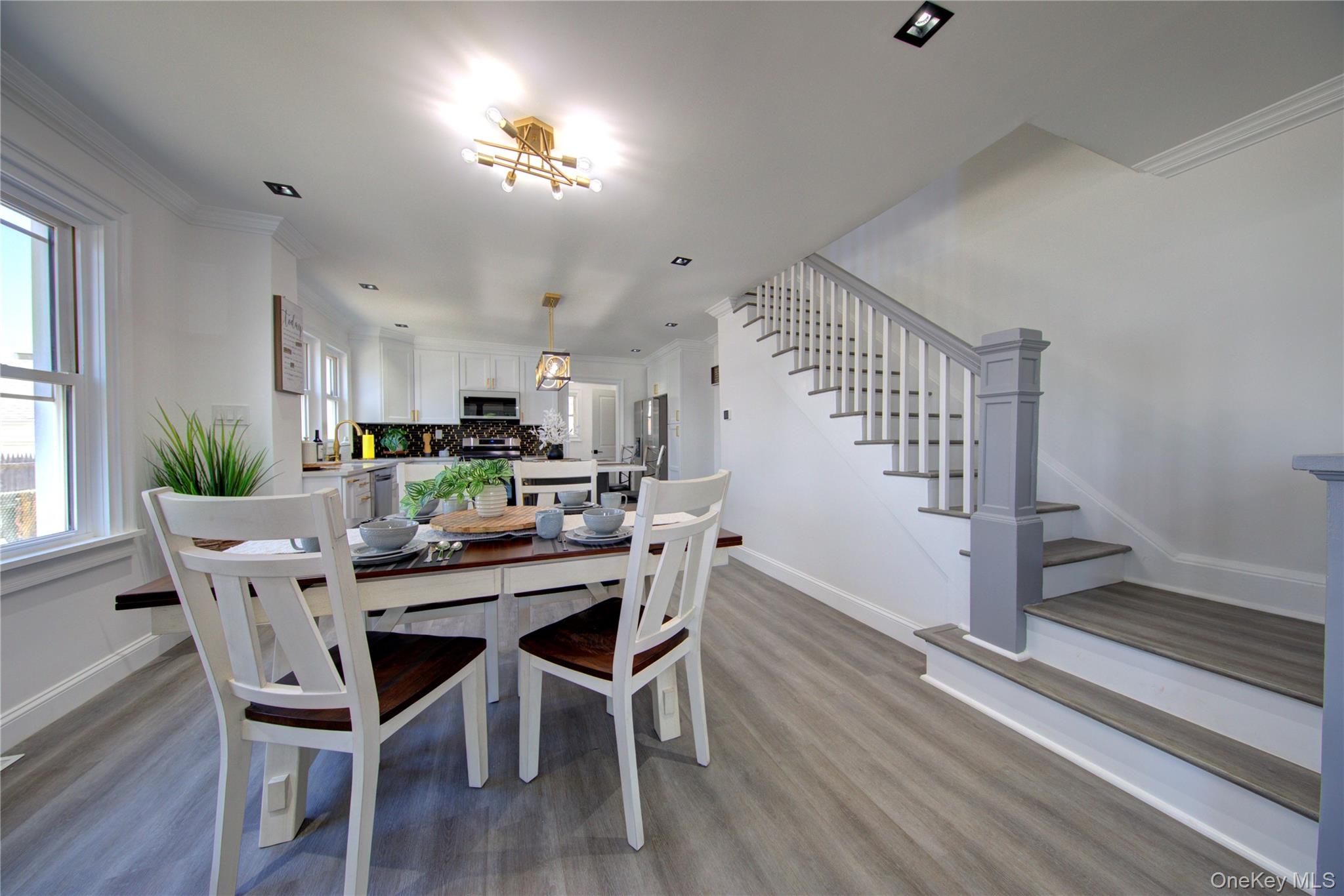 #5 photo, 16 Roosevelt Avenue, Hicksville , NY 11801