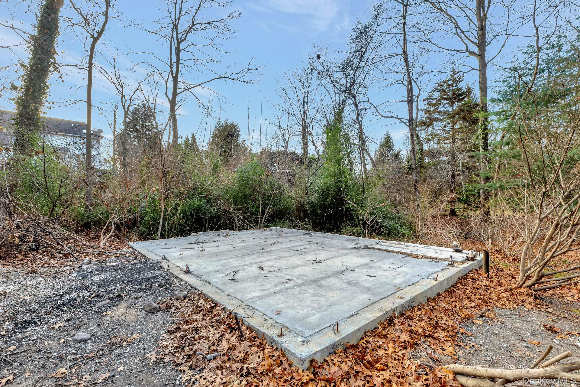 #17 photo, 62 Birch Hill Road, Mount Sinai , NY 11766