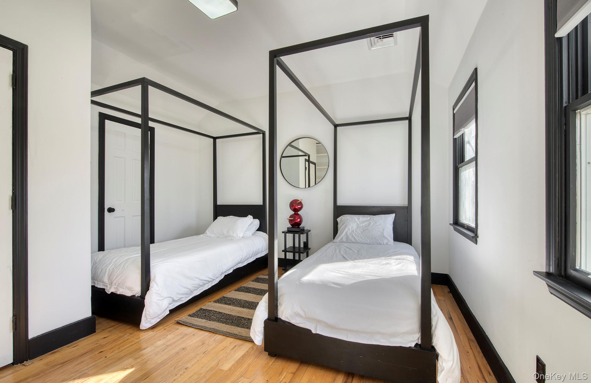 #18 photo, 66 Knoll Road, 東長島 Southampton , NY 11968