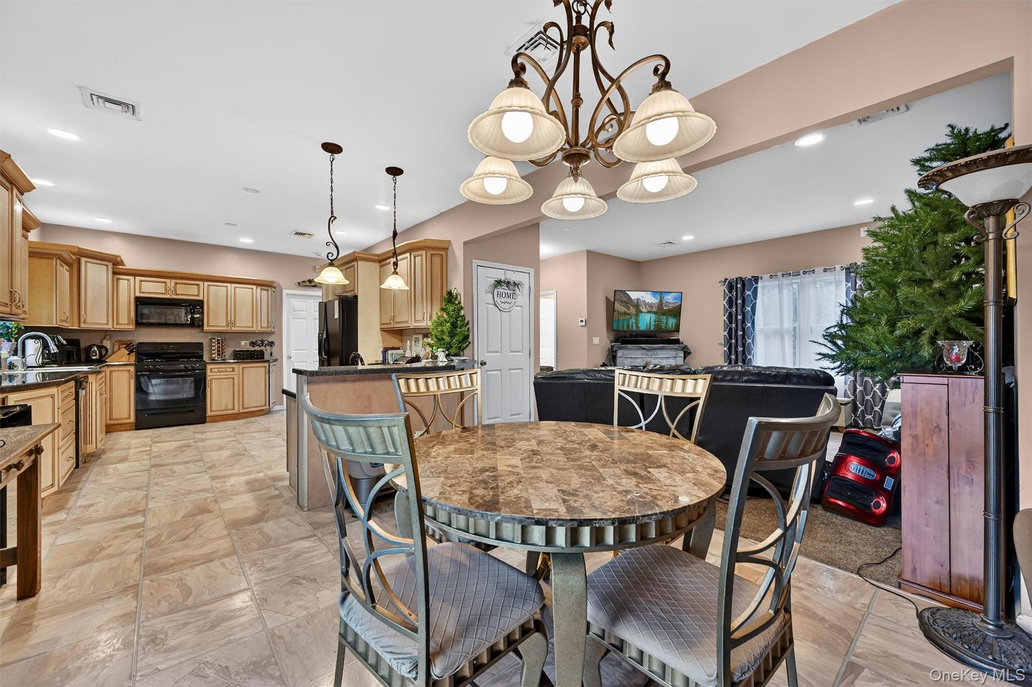 #12 photo, 73 Tomkins Avenue, Stony Point , NY 10980