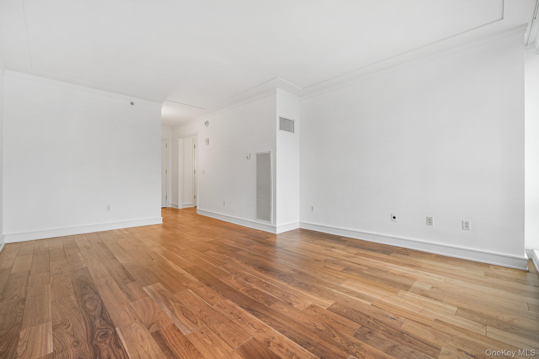 #9 photo, 1 Renaissance Square, White Plains , NY 10601