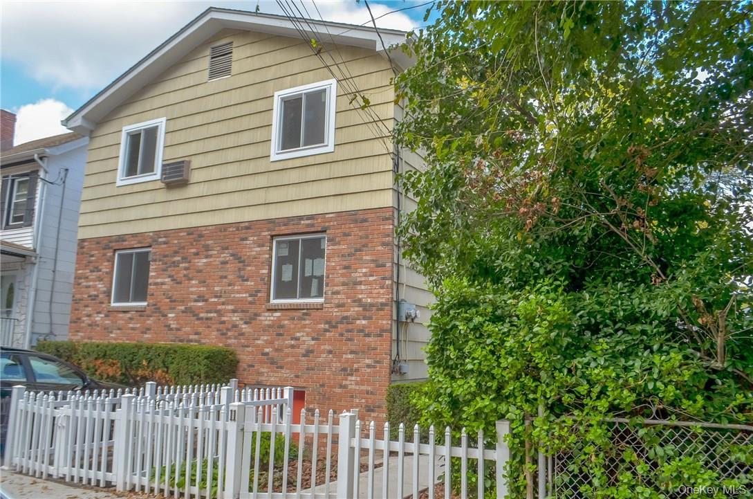 #1 photo, 11 Elm Street, Sleepy Hollow , NY 10591