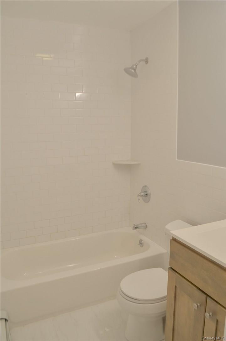 #11 photo, 11 Elm Street, Sleepy Hollow , NY 10591