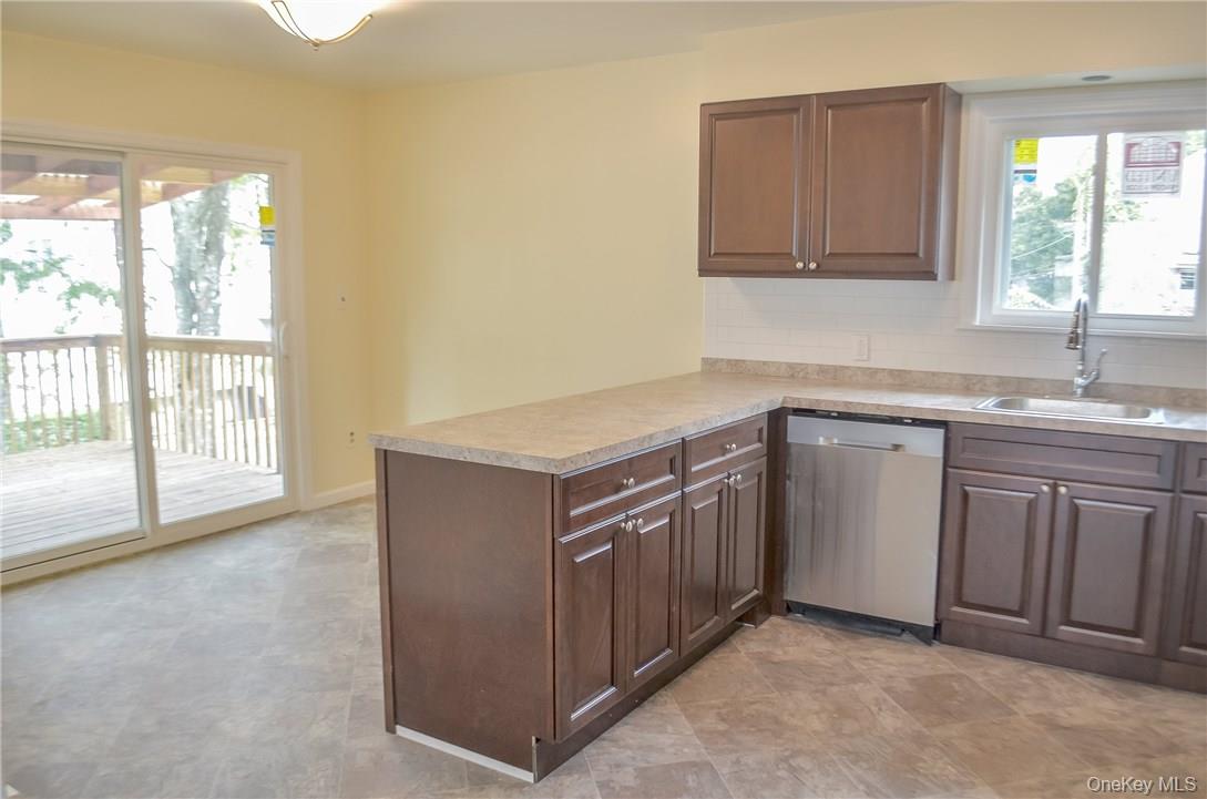 #2 photo, 11 Elm Street, Sleepy Hollow , NY 10591