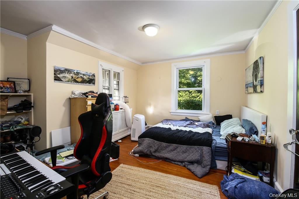 #17 photo, 38 Park Avenue, White Plains , NY 10603