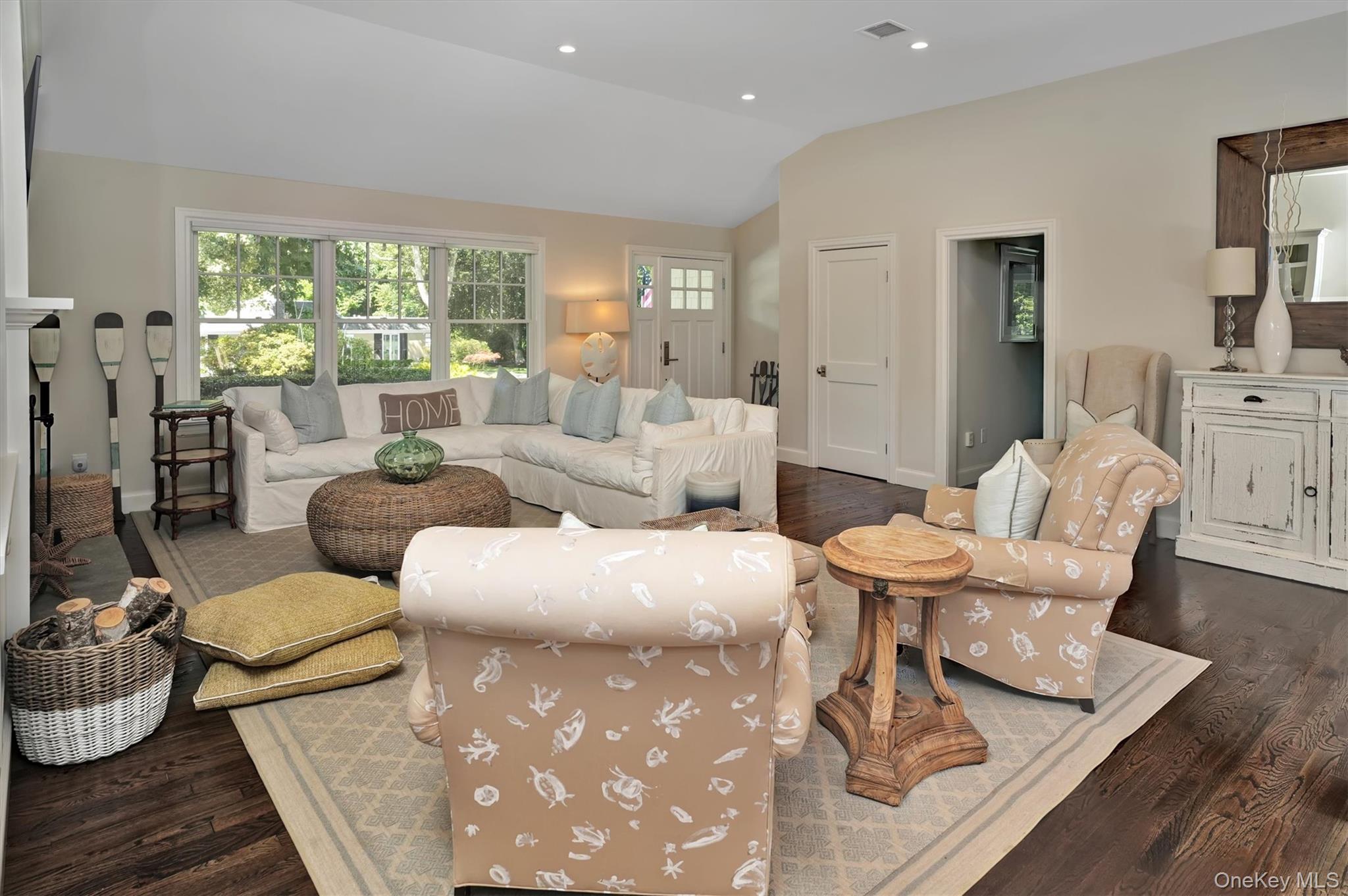 #4 photo, 32 White Oak Lane, Westhampton Beach , NY 11978