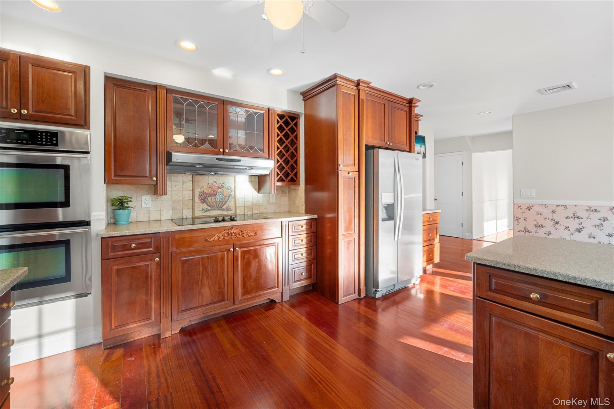 #10 photo, 6 Penelope Lane, Huntington , NY 11743