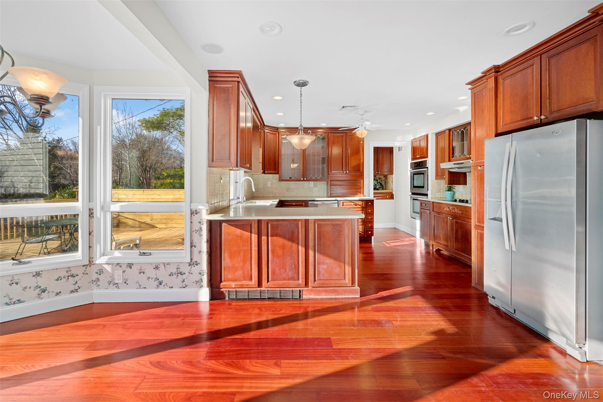 #11 photo, 6 Penelope Lane, Huntington , NY 11743