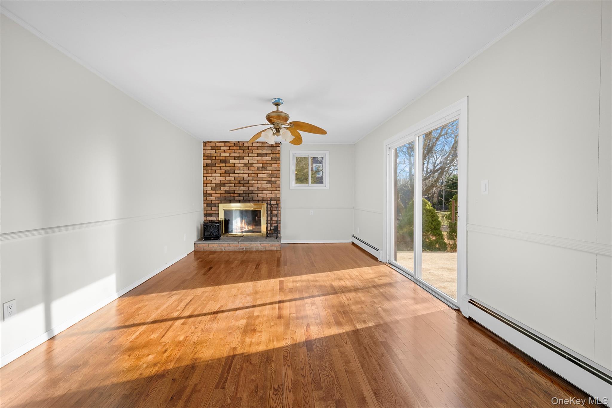 #13 photo, 6 Penelope Lane, Huntington , NY 11743