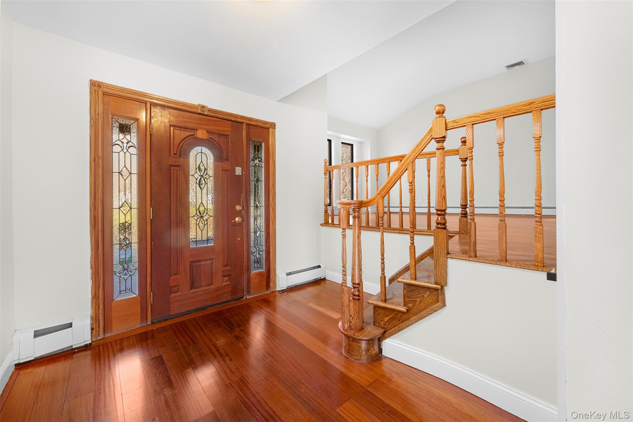 #3 photo, 6 Penelope Lane, Huntington , NY 11743